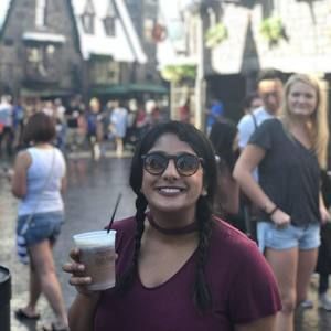 Meet your Posher, Deeva